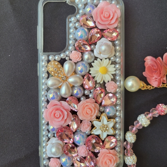 Samsung Galaxy S21 Bling Phone Case With Lanyard. - Picture 2 of 7